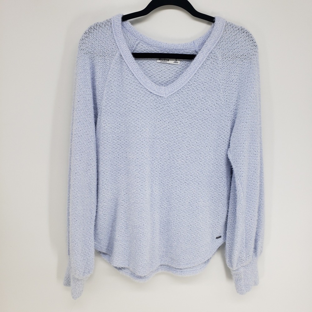 Hollister Fuzzy V-Neck Sweater Womens Small Light Blue Textured Knit Long Sleeve